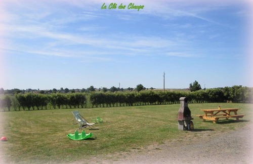 Pierrefitte-sur-Loire Cottage | Chalets au bord de l'eau avec terrasse et pêche, proche marché artisanal, Pierrefitte-sur-Loire