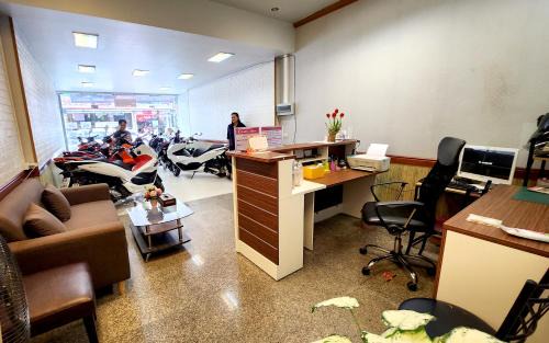 Patong Hotel | Chalita House