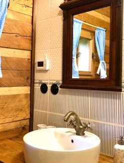 Karolinka Ski Chalet | Chalupy Pod Šenkem - Výminek