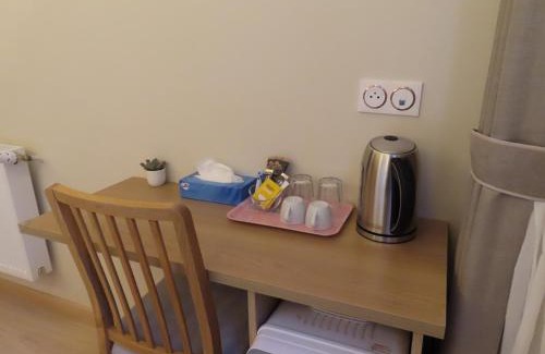 Bondy House | Chambre à Bondy pour deux personnes