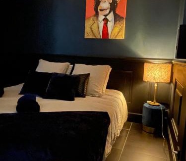 Souvigny Bed & Breakfast | Chambre élégante avec terrasse