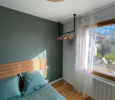 Pleneuf-Val-Andre House | Chambre bord de mer