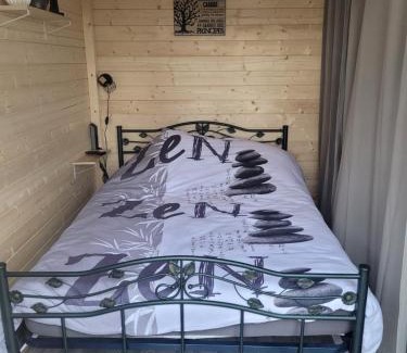 Saint-Savin Cabin | Chambre Cozy