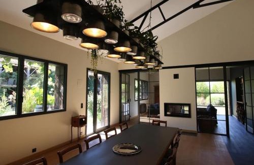 La Ferte-Saint-Aubin Bed & Breakfast | Chambre d'hôtes style 30s avec petit déj inclus, lit 180 cm, Wifi - FR-1-590-520