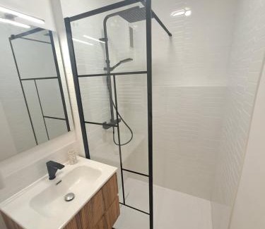 Manosque Bed & Breakfast | Chambre d'hôte centre-ville Manosque