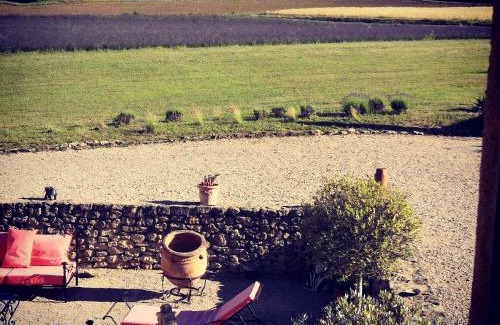 Malaucene Bed & Breakfast | Chambre d'hôtes du Mas de Longuefeuille