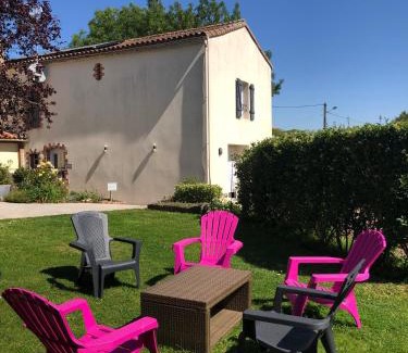 Les Herbiers House | Chambre d´hôtes La Jonchère