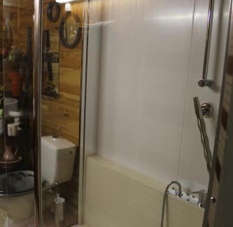 Nogent-le-Rotrou Bed & Breakfast | Chambre d'Hôtes "Orchidees"
