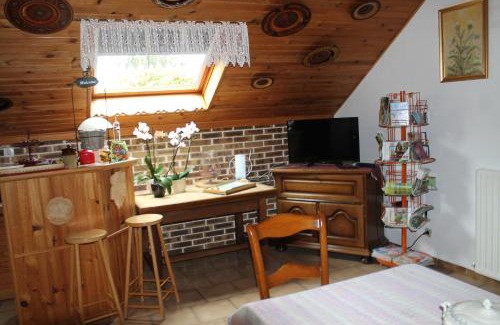 Nogent-le-Rotrou Bed & Breakfast | Chambre d'Hôtes "Orchidees"
