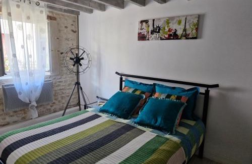 Saint-Dizant-du-Gua Bed & Breakfast | Chambre d'hote