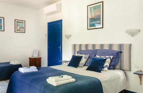 Genouille Bed & Breakfast | Chambre d'hote Saphir