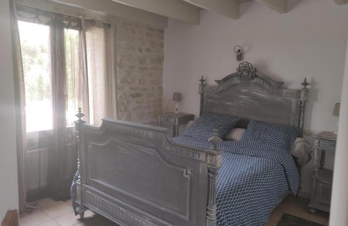 Reignac Bed & Breakfast | chambre dans maison de caractere au calme
