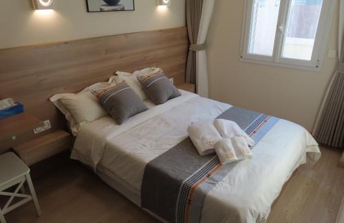 Bondy House | Chambre deux personnes avec salle de bain privative