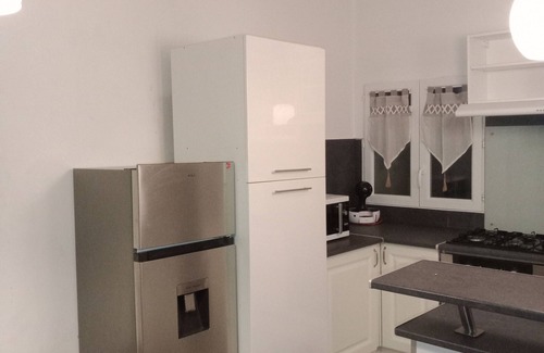 Caromb Apartment | Chambre Double au Pied du Ventoux à Caromb Piscine Partagée