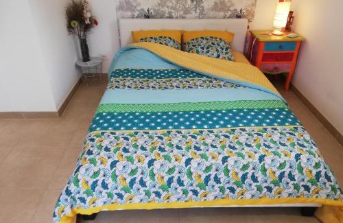 Tulette Bed & Breakfast | Chambre hôtes jacuzzi climatiseur provence