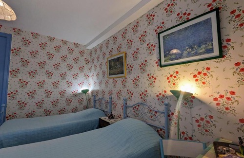 Pellevoisin Bed & Breakfast | Chambre "Pommier" au calme en maison d'hôtes près des châteaux - FR-1-591-487