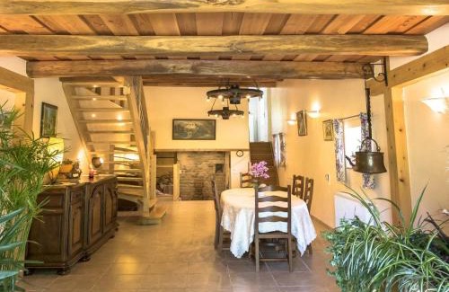 Le Clerjus Bed & Breakfast | Chambre Printanière avec Parc et Activités en Nature - FR-1-589-722