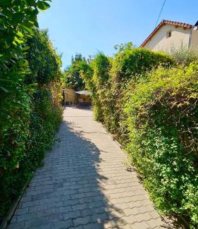 Stains Apartment | Chambre privée dans logement partagé, Pinky Elisabeth cozy Paris & Stade de France