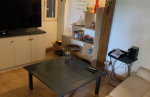 Ales House | Chambre proche gare et centre ville