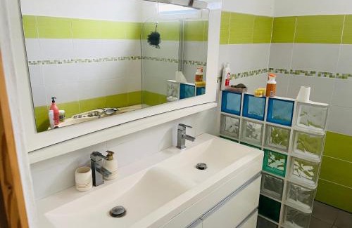 Pointe-a-Pitre House | Chambre spacieuse Pour 2 personnes