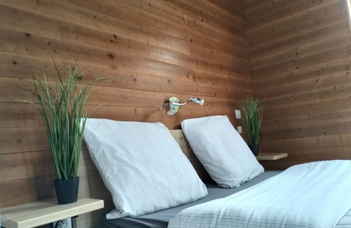 Moustey House | Chambres à louer Le Domaine