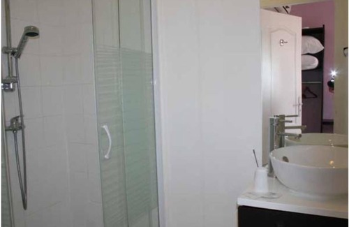 Moustey House | Chambres à louer Le Domaine