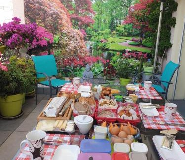 Six-Fours-les-Plages Bed & Breakfast | Chambres d'hôtes Chez Pat et Nanou