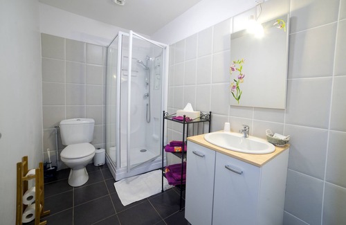 Buzeins Bed & Breakfast | Chambres d'hôtes - Entre Dolmens et Fontaines