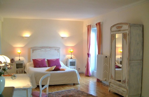 Denice Bed & Breakfast | Chambres d'hôtes Le Calme
