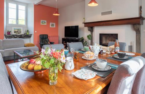 Lagarde Bed & Breakfast | Chambres D'hôtes Maison Galouÿe