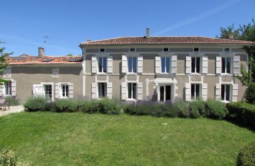 Aumagne House | Chambres des Lunes