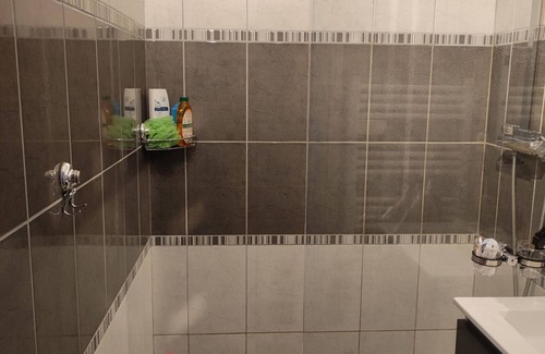 Plaisir Bed & Breakfast | Chambres et Salle de Douche Privative Dans Maison Chez L'habitant Dans le 78