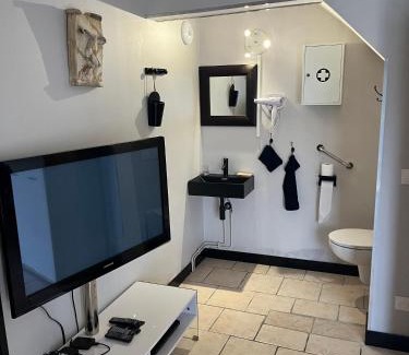 Criquetot-sur-Longueville Bed & Breakfast | Chambres d'hôte du Domaine de la Reine Blanche