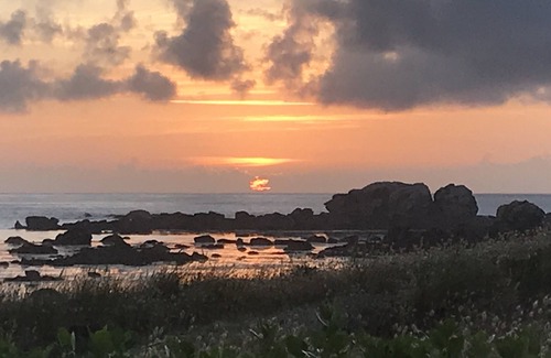 Kerlouet House | Chambres Lumineuses Près des Plages de Meneham