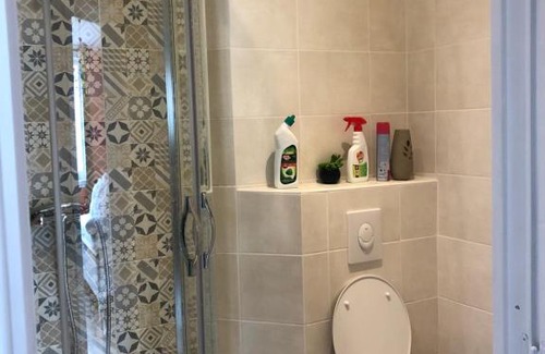 Calais City Center House | Chambres privées Calais Ferry-Port-Place d'armes