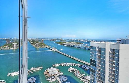 Downtown Miami Apartment | Champagne & Ice! Water Views, 2 Private Balconies!