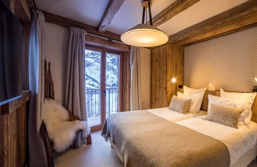 Le Cret Ski Chalet | Chamring Chalet in Val D'isère