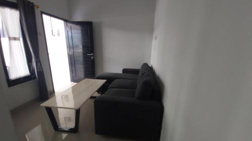 Tanjungbenoa House | Chandra's guest house
