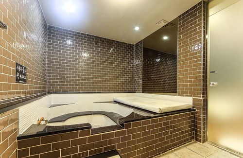 Buk-myeon Hotel | Changwon Buk-myeon The B and B Hotel