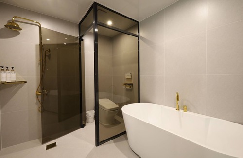 Changwon Hotel | Changwon Denvasta Hotel Myeongseo Branch