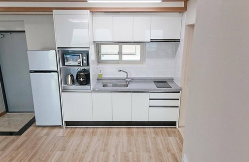 Changwon House | Changwon Gwaengibada Pension