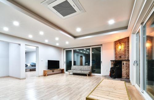 Changwon House | Changwon hatnimMoon Pension