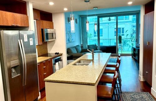 Channel District Apartment | Channelside Luxury Retreat Spacious 2BR 2BA Condo with Pool, Balcony, Sauna & Gym