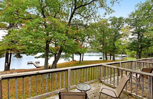 Eagle River Apartment | Chanticleer Inn 54