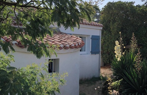 Barbatre House | Chantovent: charming house, direct beach access