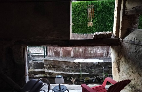 Longny-au-Perche House | Chapelle, Dans une Ancienne Grange