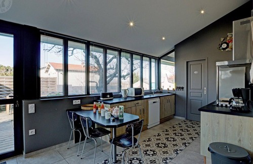 Chazelles-sur-Lyon Cottage | Chapi de la Châtelaine: Charming family cottage in Chazelles-sur-Lyon