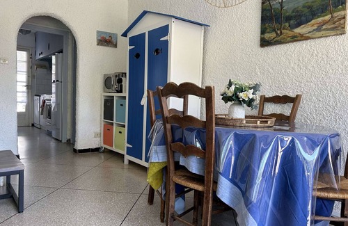 Saint-Pierre-la-Mer House | Charming 4-Room House, 8 Sleeps, Close to Beach & Shops with Terrace, Garden