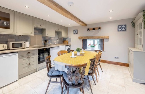 Bradford-on-Avon House | Character 16th Century Barn -Gym and Games Room