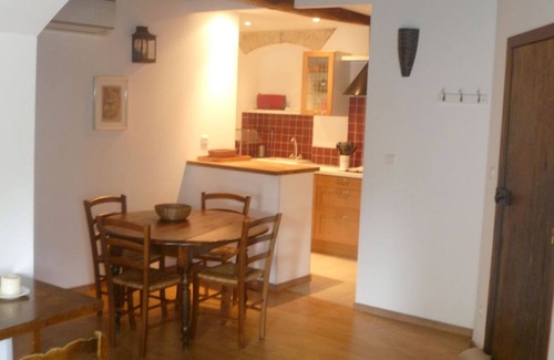 Saint-Florent Apartment | Character apartment overlooking the gulf, at the foot of the citadel (55m2)